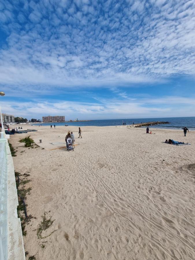 Luxury Evita Apartments In Torrevieja Ngoại thất bức ảnh