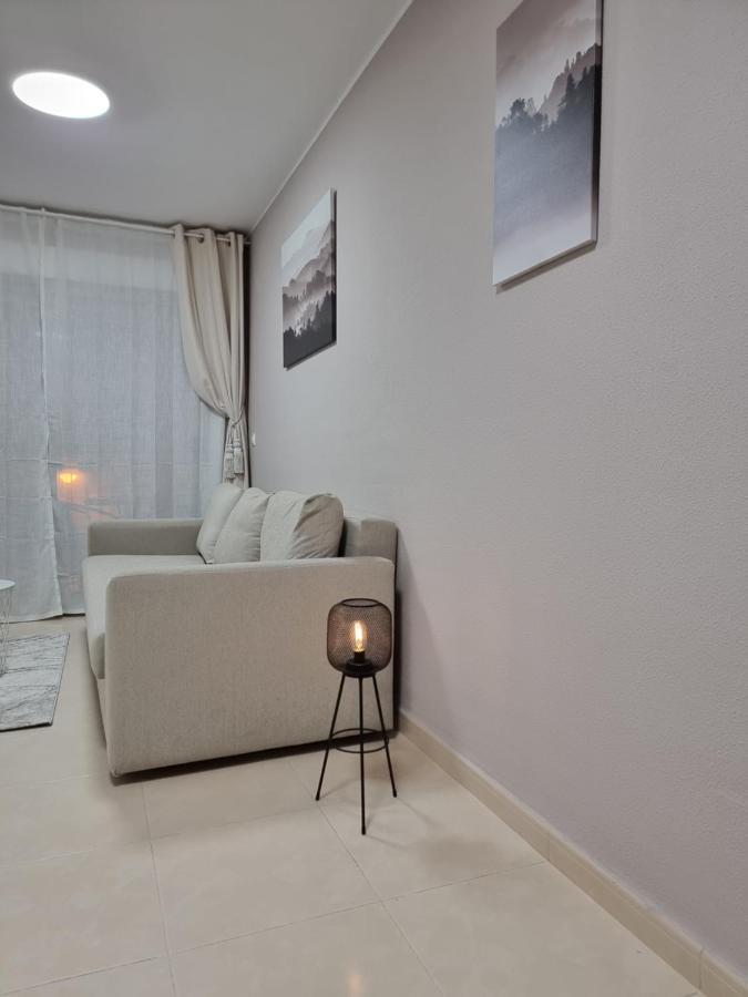 Luxury Evita Apartments In Torrevieja Ngoại thất bức ảnh